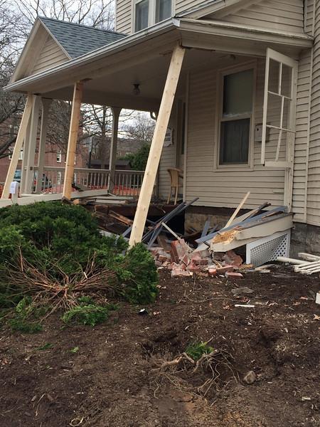 Car crashes into Ward House