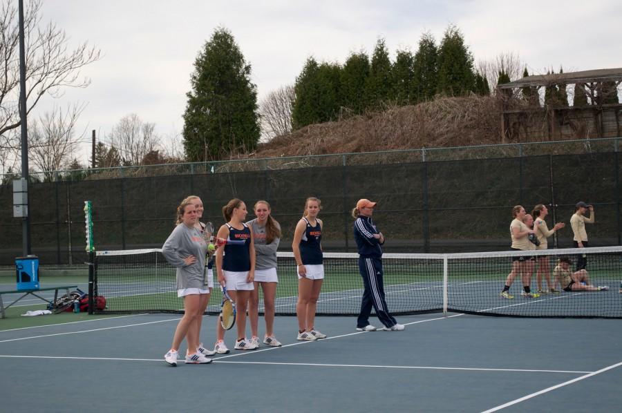 Women’s tennis team falls to PL opponents, honors seniors