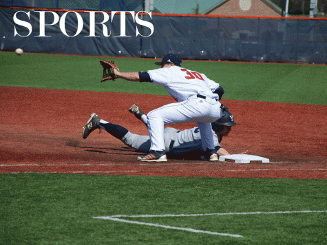 Baseball splits series with Bulldogs