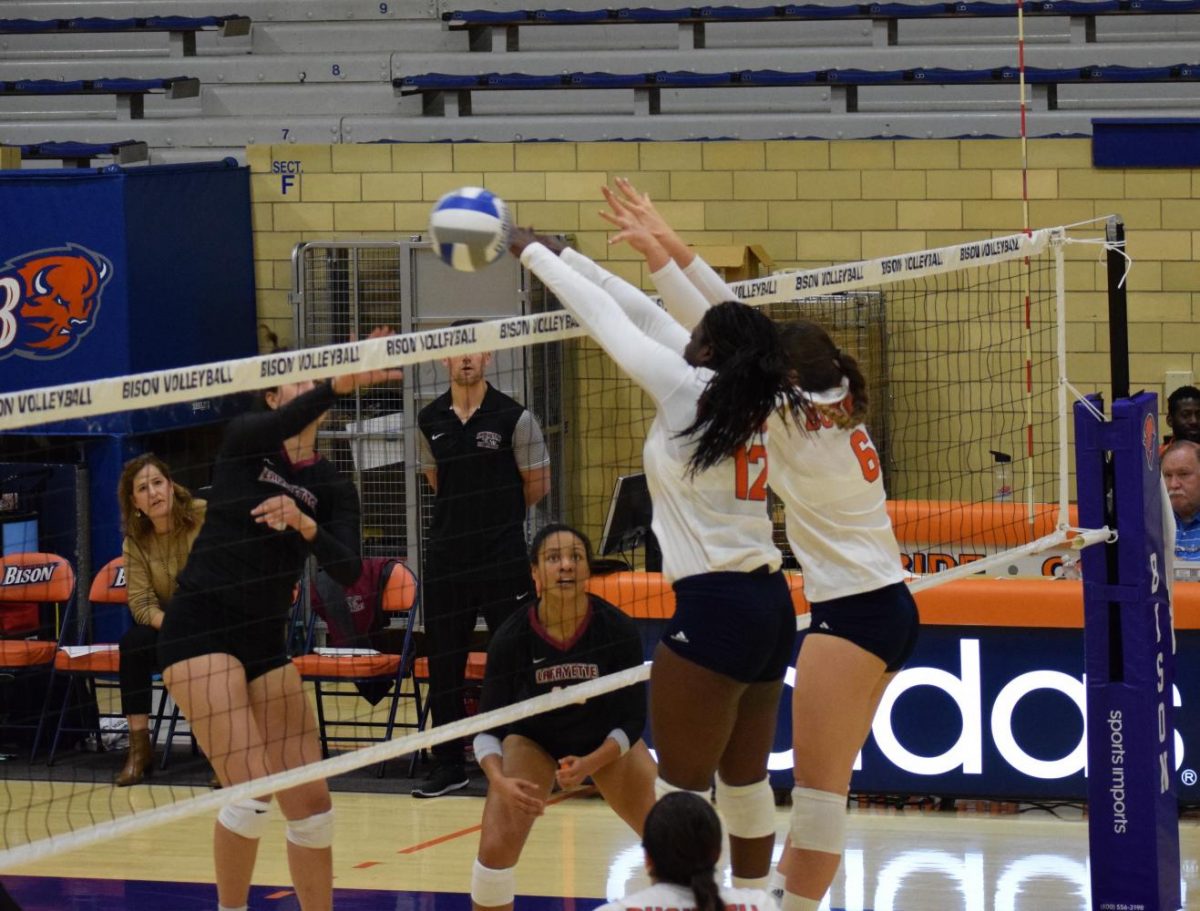 Volleyball splits league games