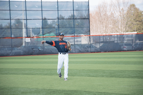 Baseball struggles in another weekend of League play
