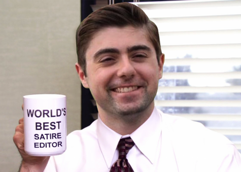 Former satire editor, sitcom producer returns to campus for Homecoming