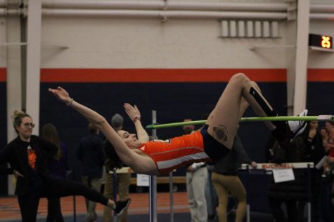 Women’s track and field runs the distance in Lewisburg and Happy Valley
