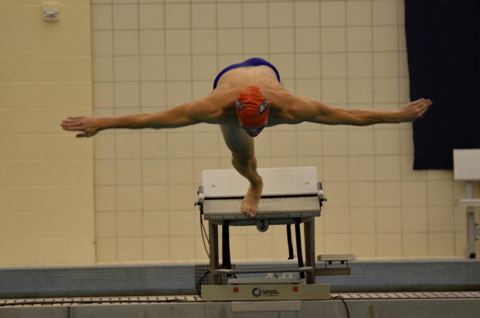 Men's Swim and Dive improves record to 4-1 - The Bucknellian